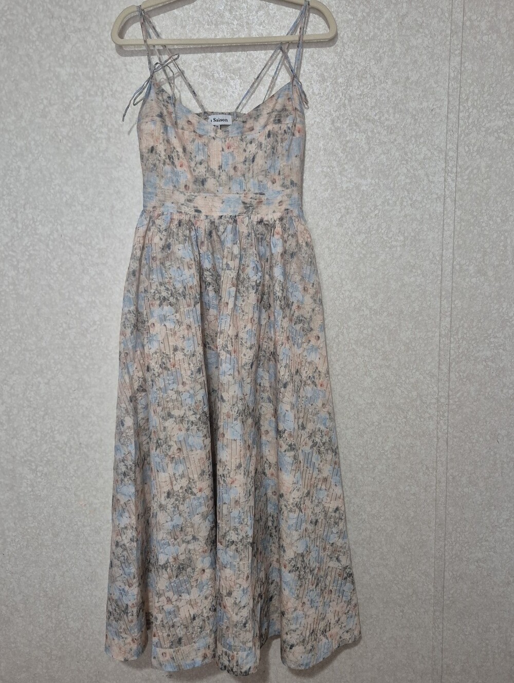 En Saison Pastel Floral Tie-Shoulder Maxi Dress in Blue and Blush..Size:M - Picture 8 of 14